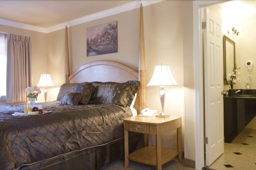 Photo of Bedroom in Downtown Monterey