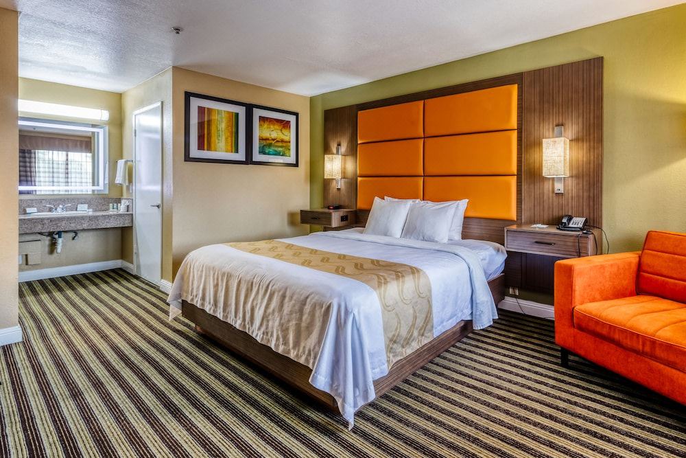 Photo of Bedroom in Salinas