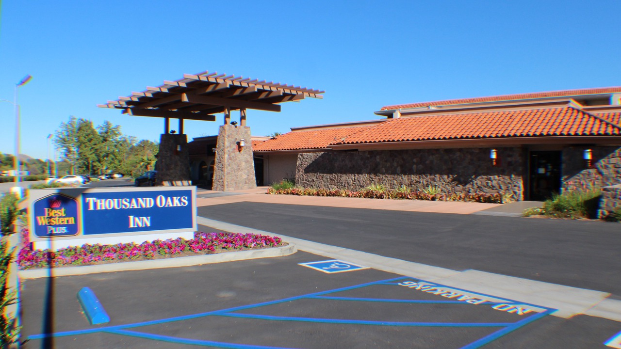 Photo of Buildings in Thousand Oaks