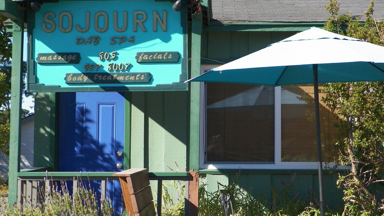 Photo of Buildings in Lodge Hill