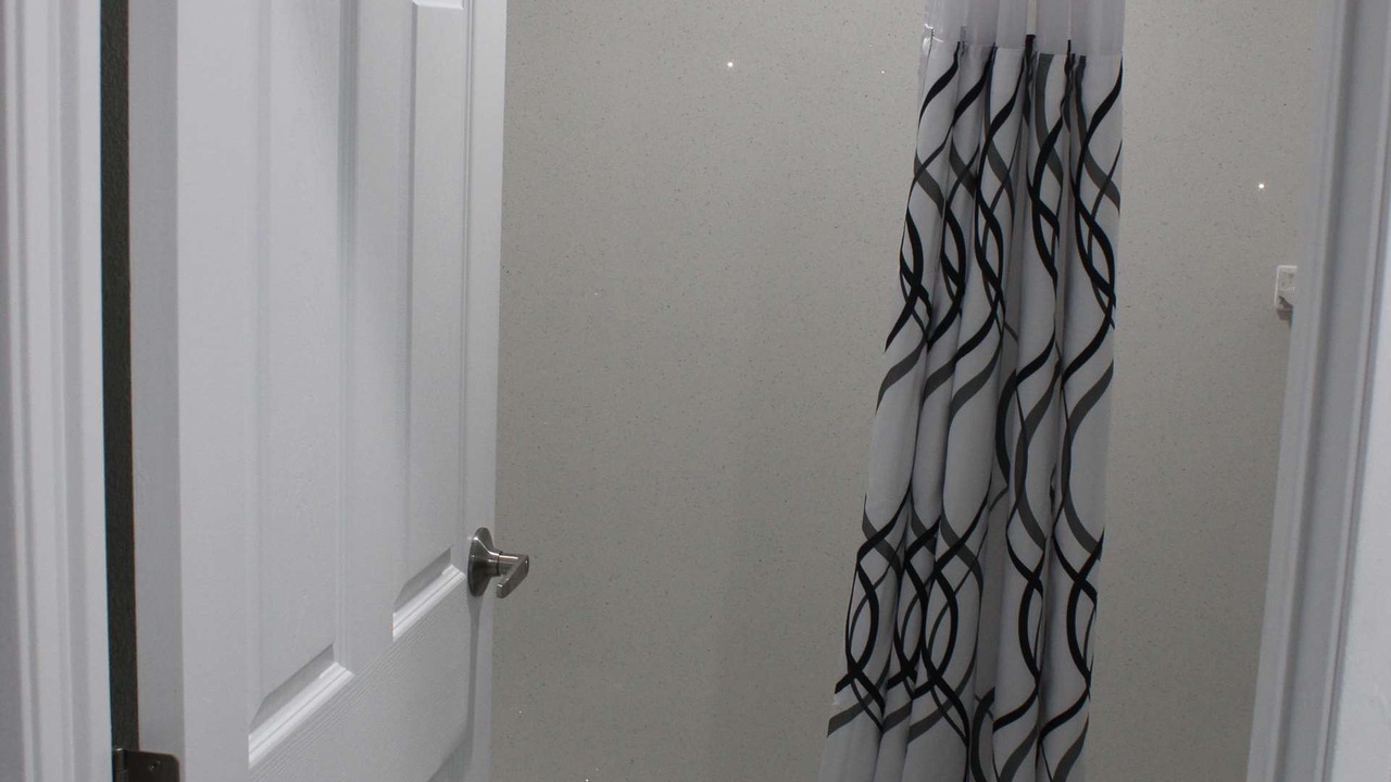 Photo of Bathroom in Chowchilla