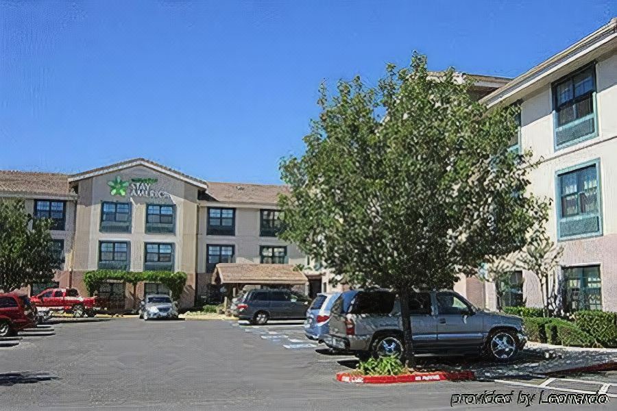 Photo of Buildings in Nut Tree
