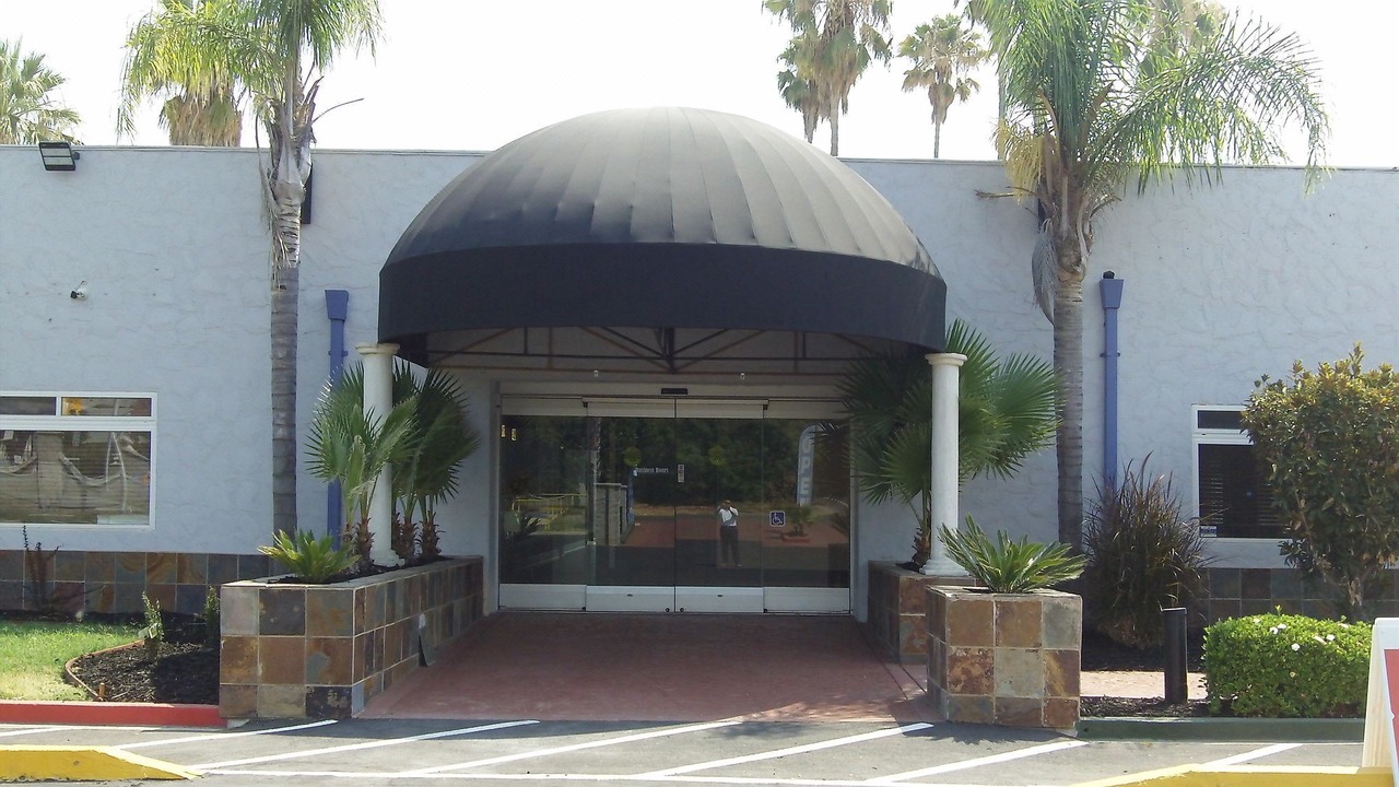 Photo of Buildings in Woodlake