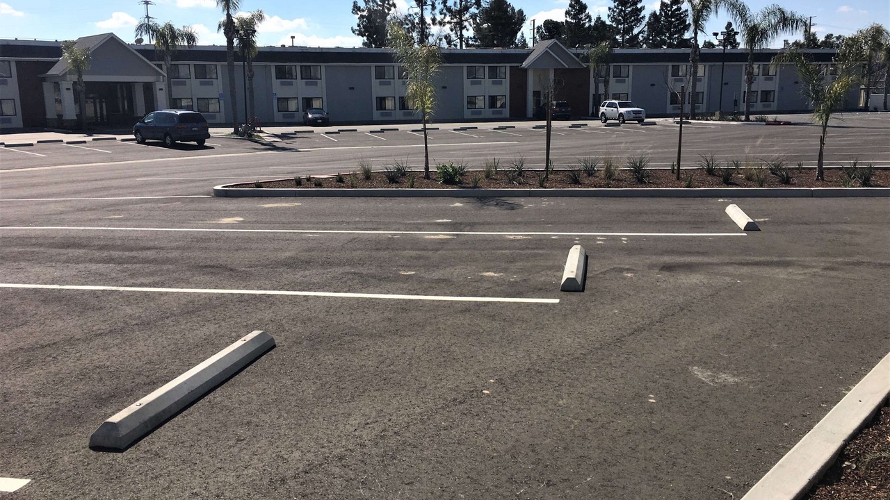 Photo of Buildings in Tulare