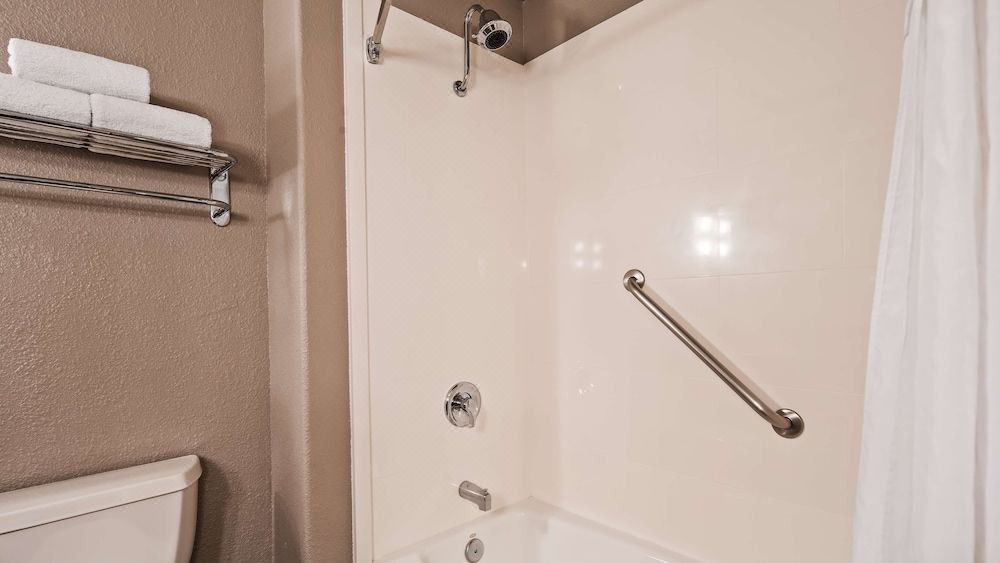 Photo of Bathroom in Altaville