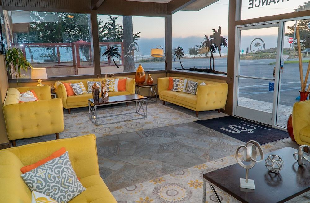 Photo of Livingroom in San Simeon