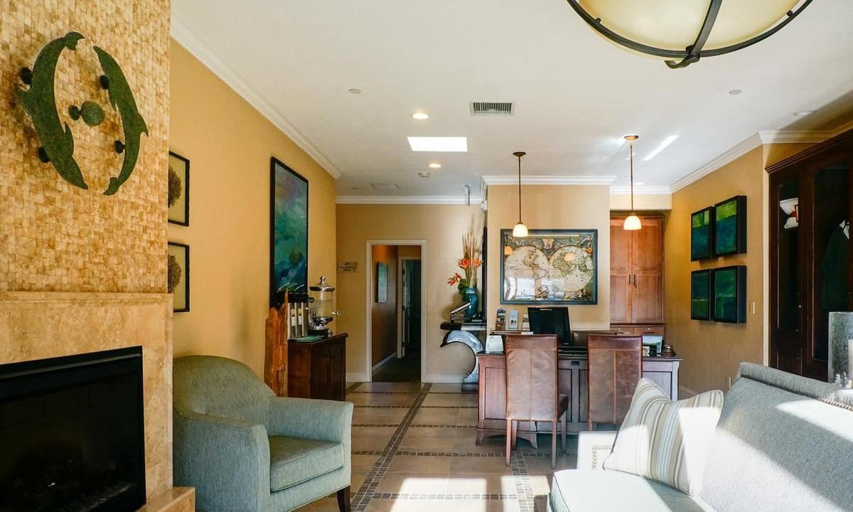 Photo of Livingroom in San Simeon
