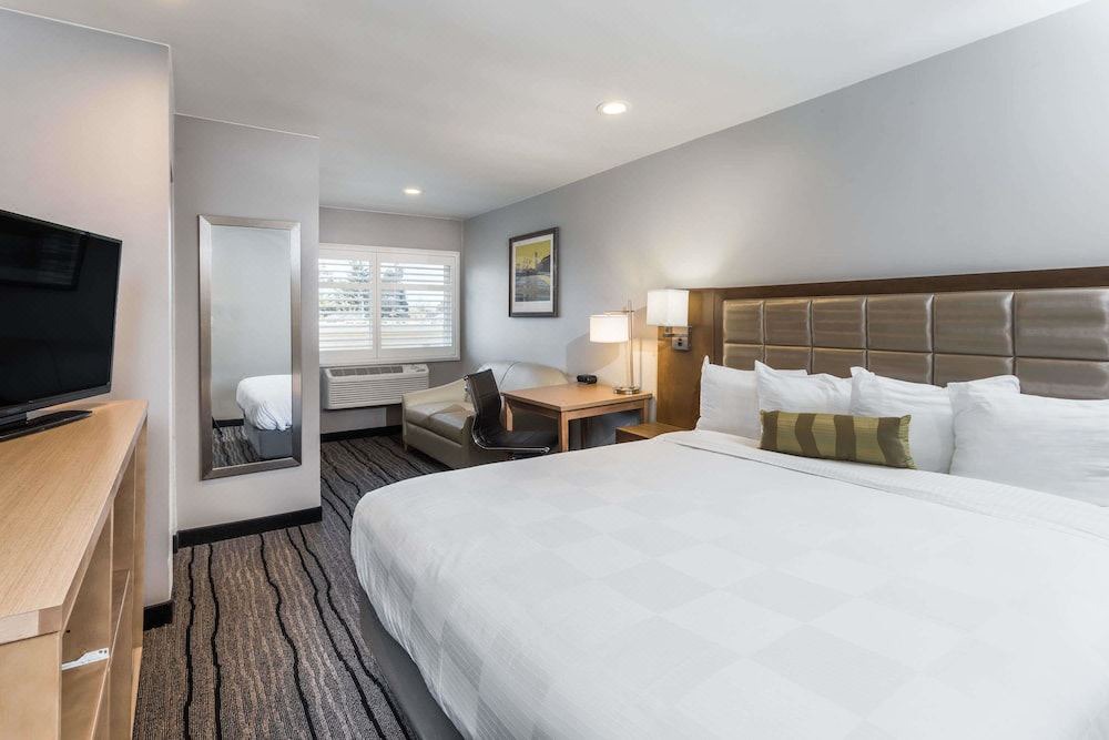 Photo of Bedroom in Central Berkeley