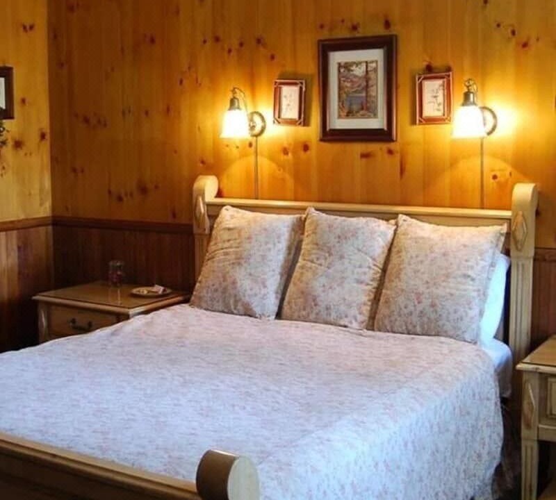 Photo of Bedroom in Fish Camp