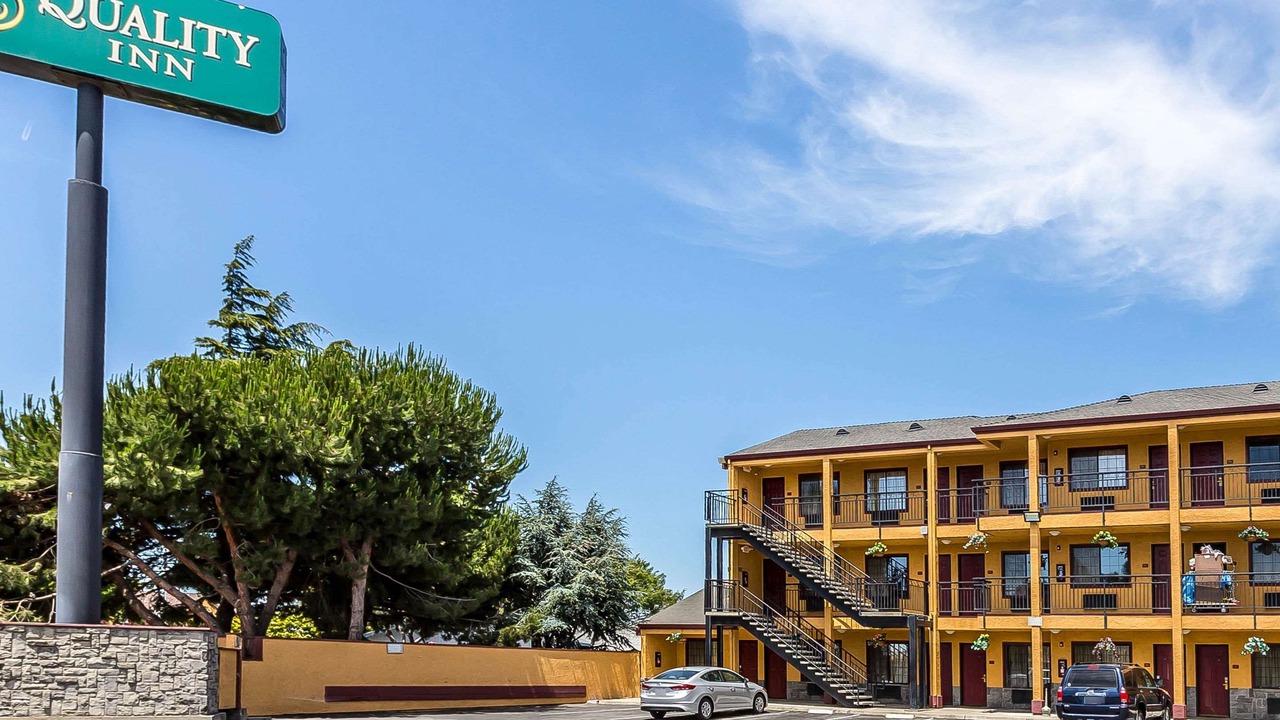 Photo of Buildings in Salinas