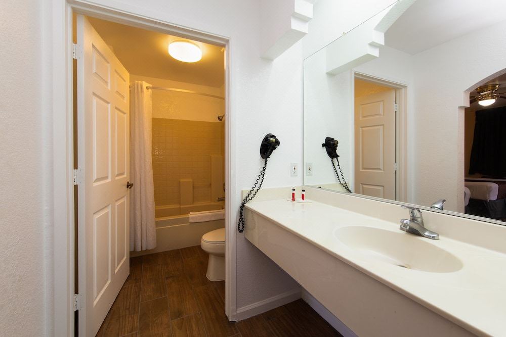 Photo of Bathroom in Merced