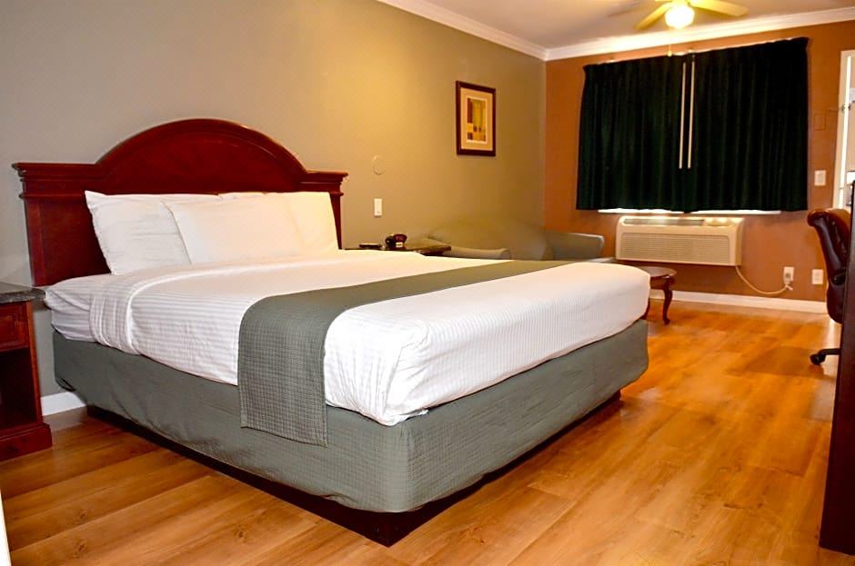 Photo of Bedroom in Riverside