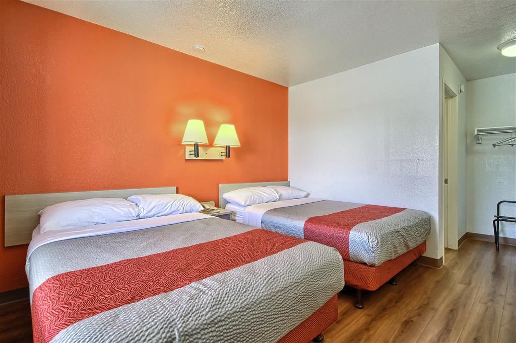 Photo of Bedroom in Raisin