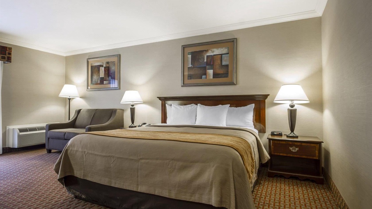 Photo of Bedroom in Castro Valley