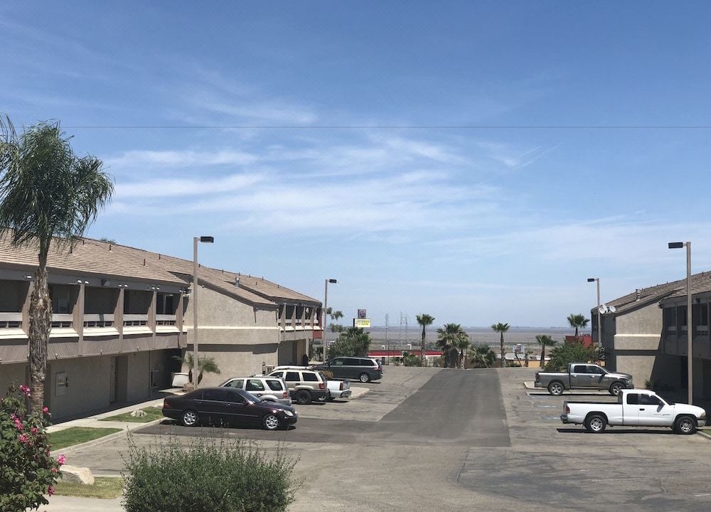 Photo of Buildings in Kettleman City