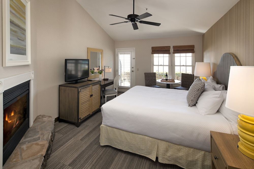 Photo of Bedroom in Motel District