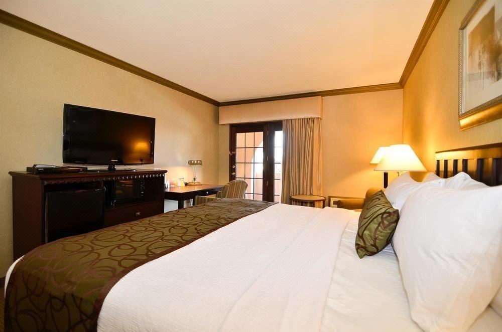 Photo of Bedroom in Milpitas