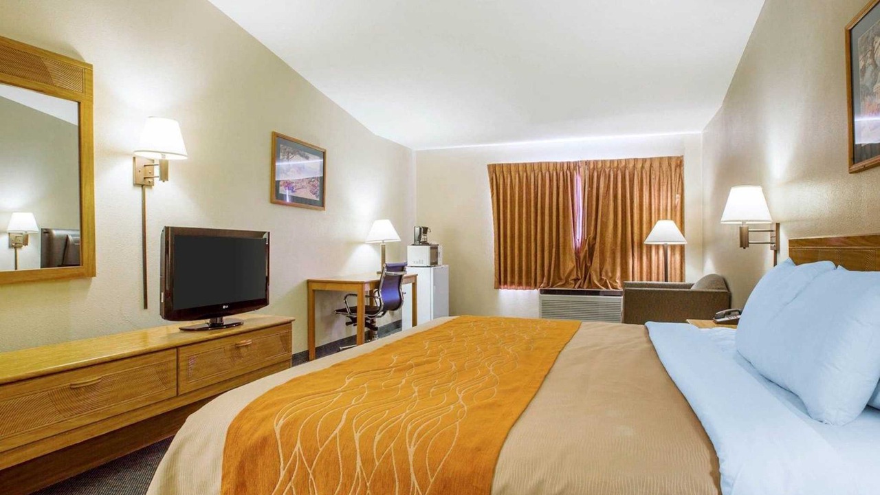 Photo of Bedroom in Marina