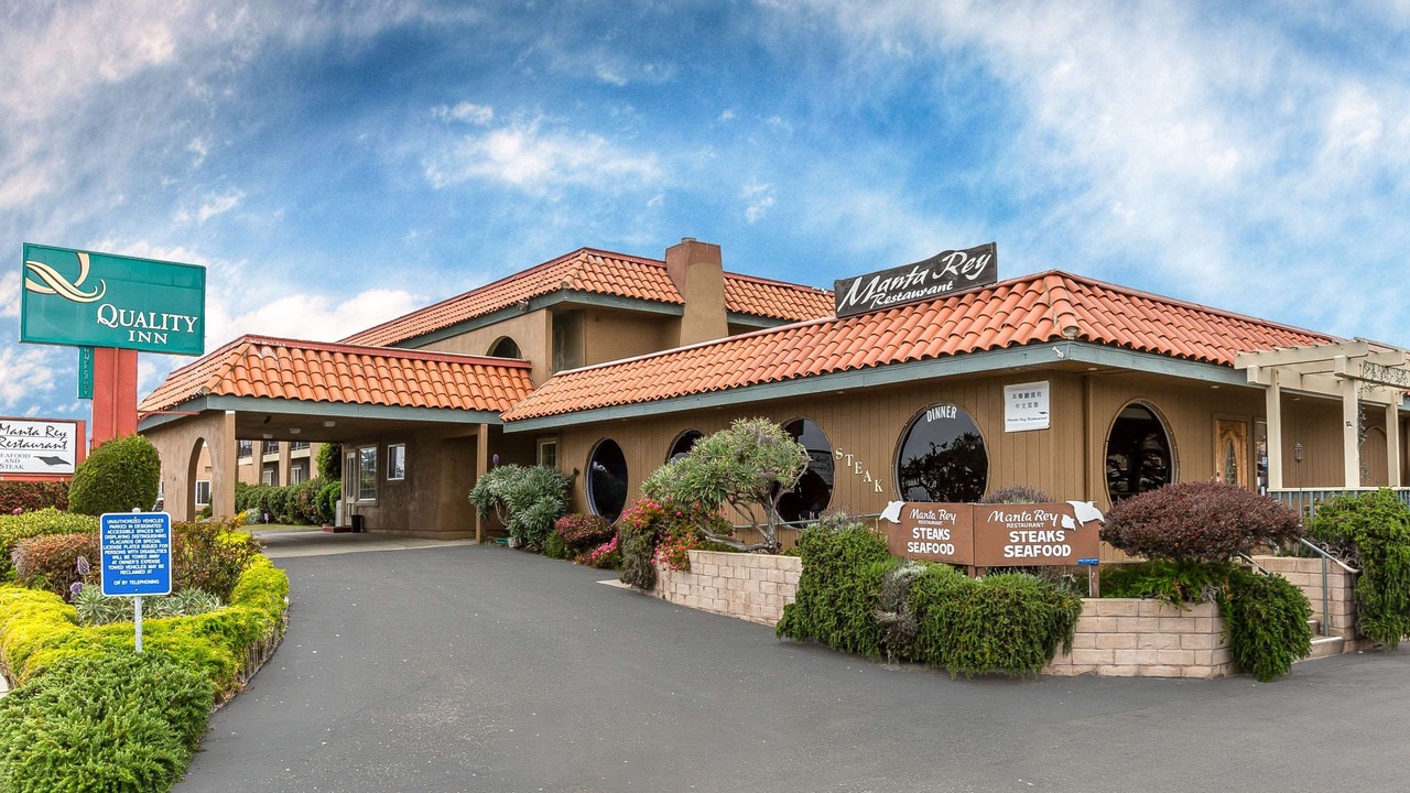 Photo of Buildings in San Simeon