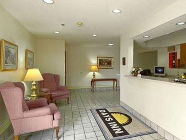 Photo of Livingroom in Fremont
