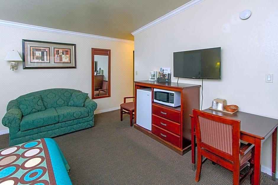 Photo of Livingroom in Downtown