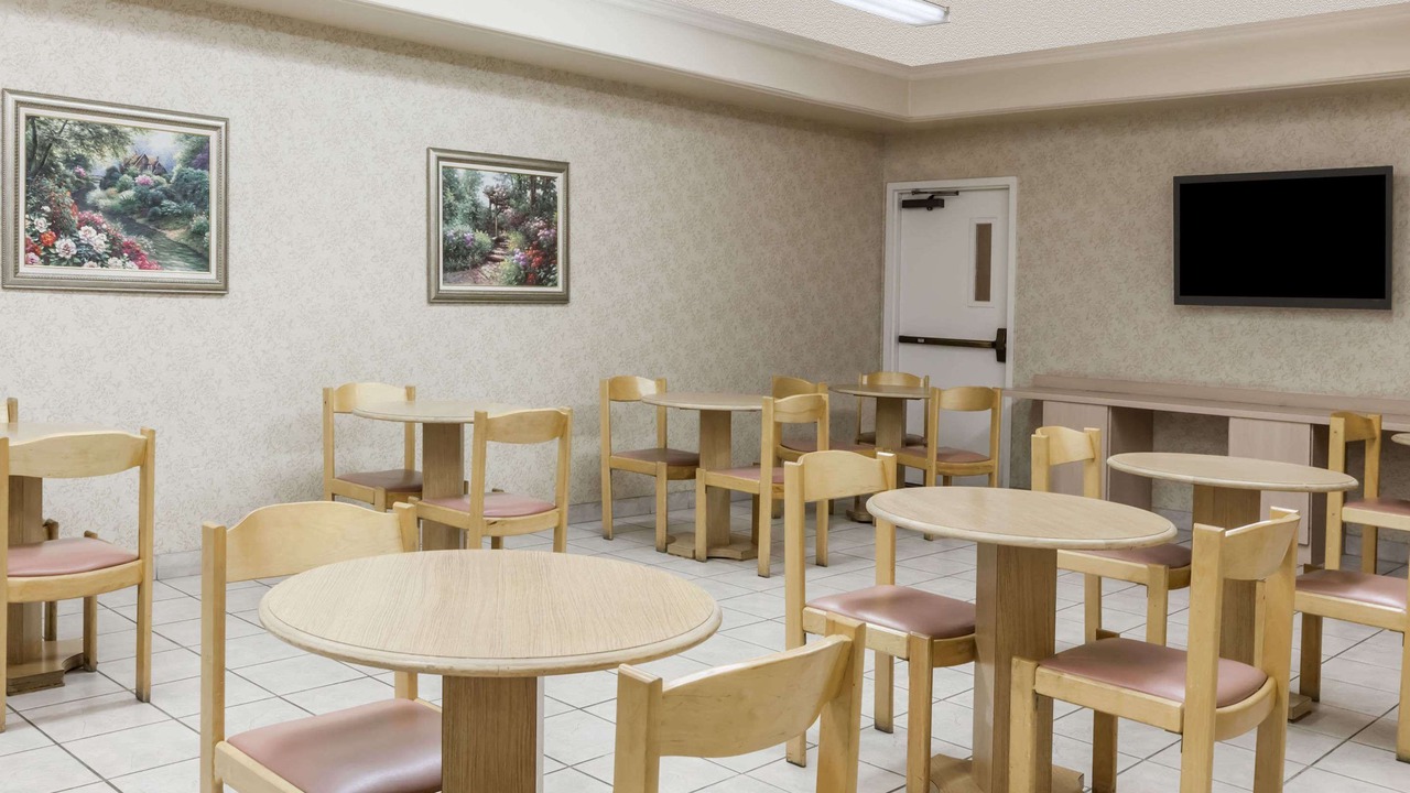 Photo of Livingroom in West Park Community