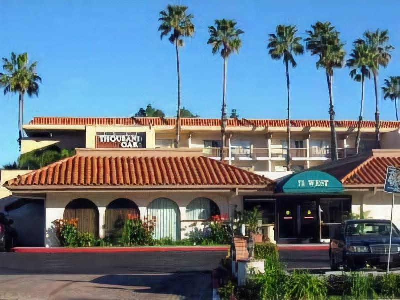 Photo of Buildings in Thousand Oaks