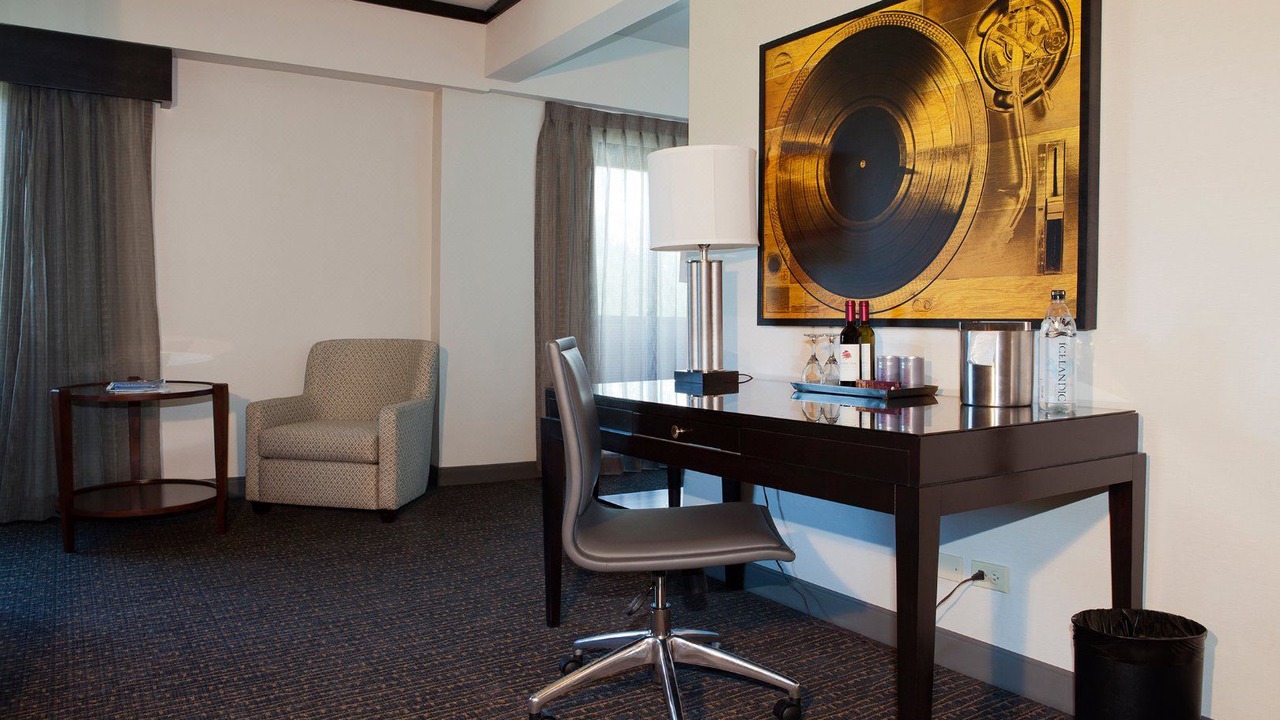 Photo of Livingroom in Stateline