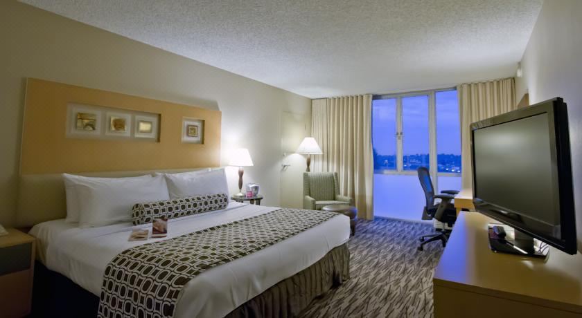 Photo of Bedroom in Burlingame
