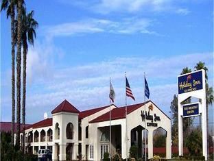 Photo of Buildings in Yuba City