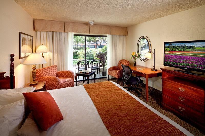 Photo of Livingroom in Fremont