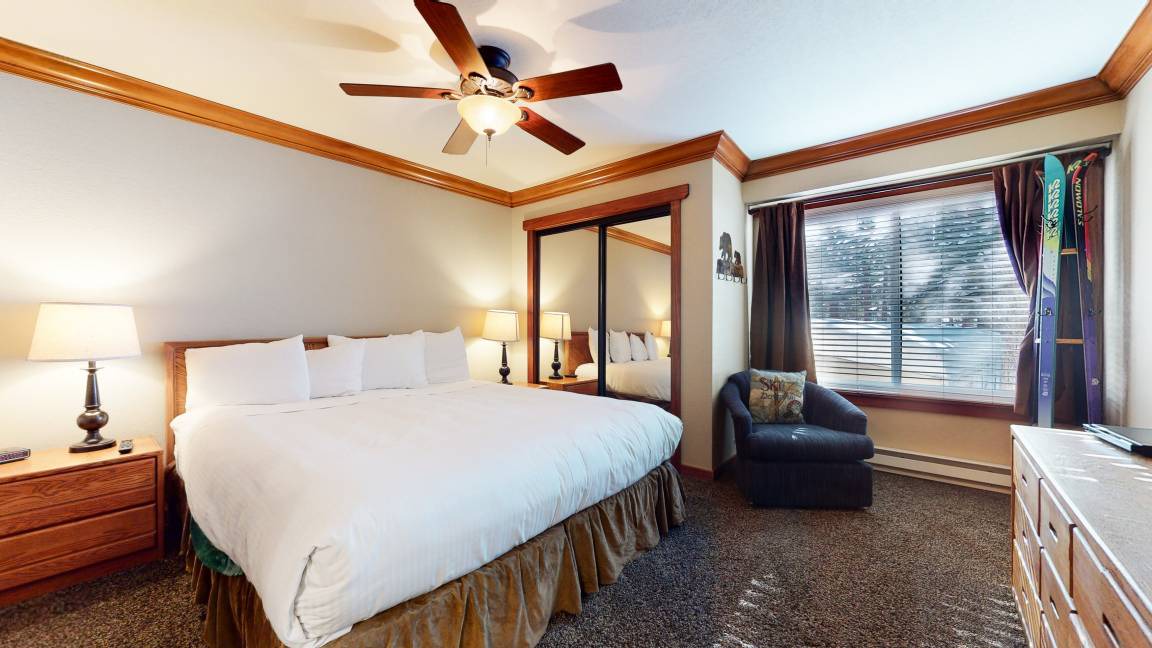 Photo of Bedroom in Sierra Holiday