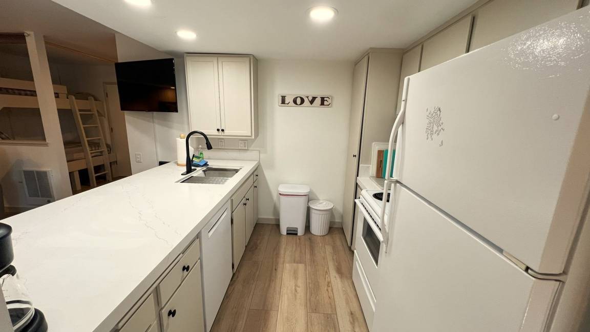 Photo of Kitchen in Mammoth Lakes