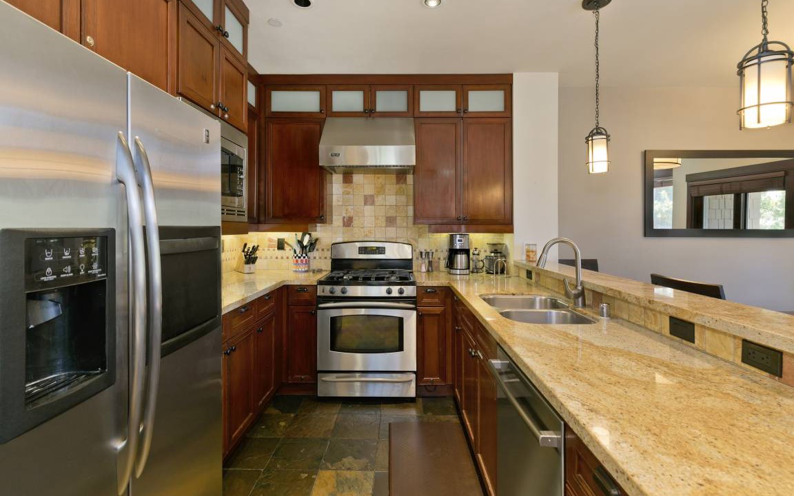 Photo of Kitchen in Mammoth Lakes