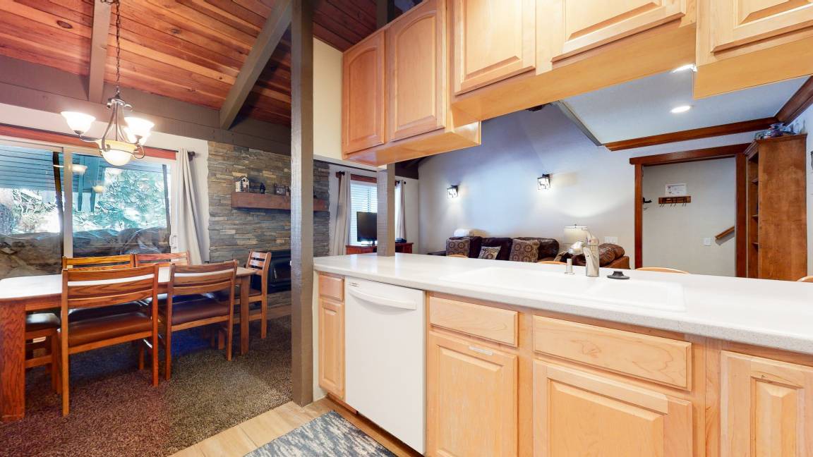 Photo of Kitchen in Sierra Holiday