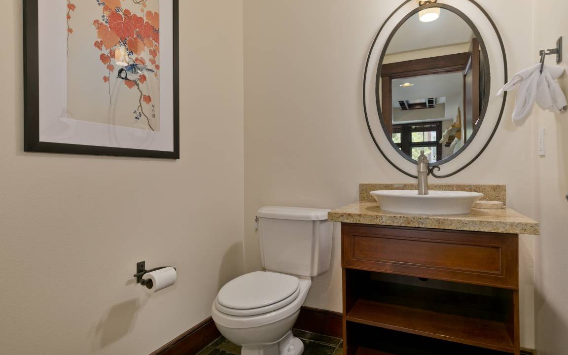 Photo of Bathroom in Mammoth Lakes