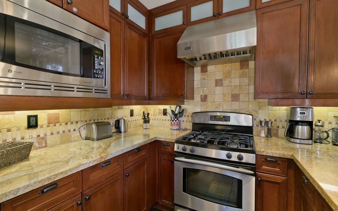Photo of Kitchen in Mammoth Lakes