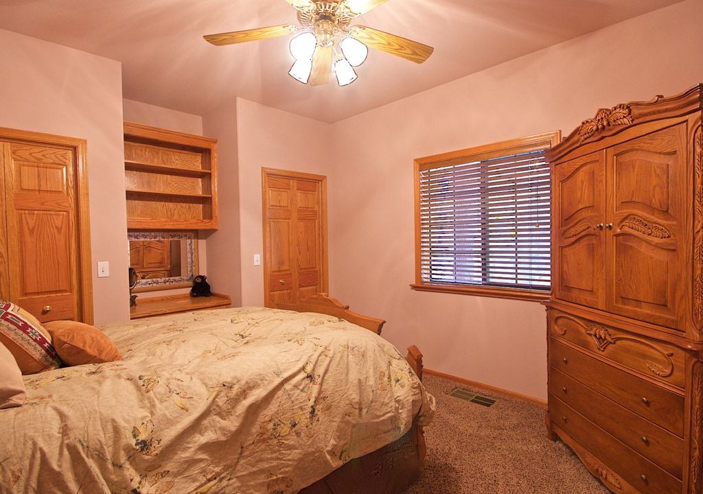 Photo of Bedroom in Fish Camp