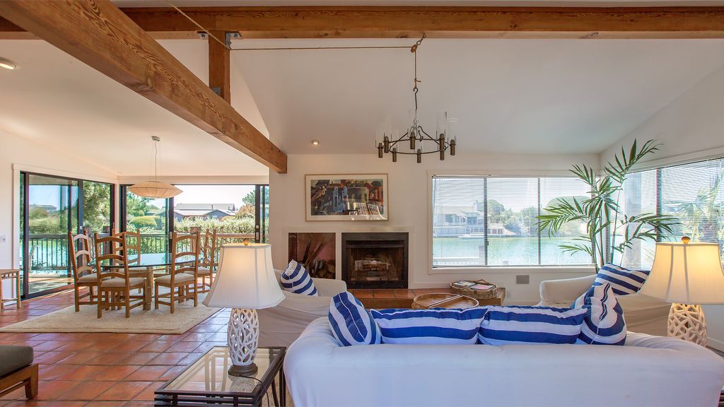 Photo of Livingroom in Stinson Beach