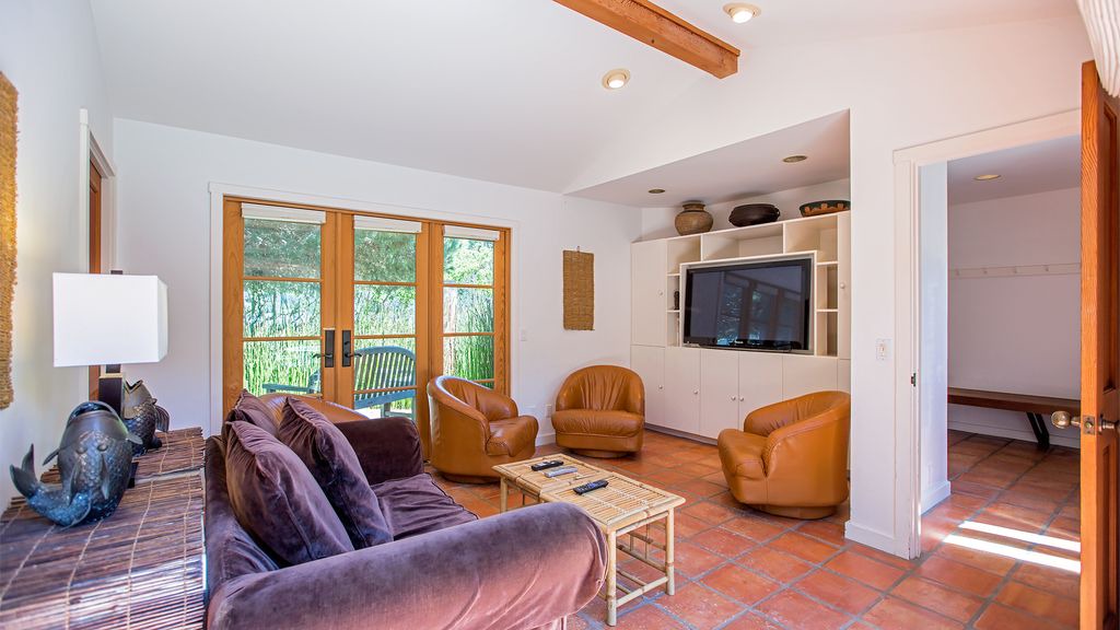 Photo of Livingroom in Stinson Beach