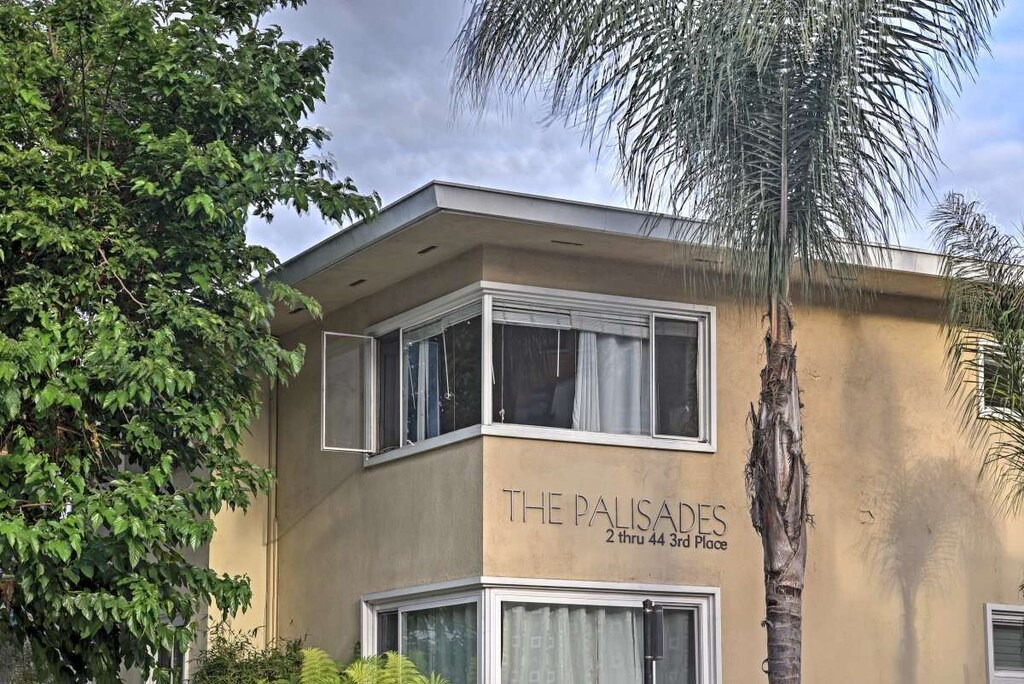 Photo of Buildings in Alamitos Beach