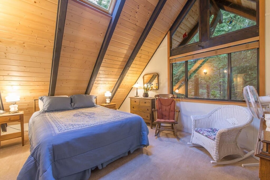 Photo of Bedroom in Homewood