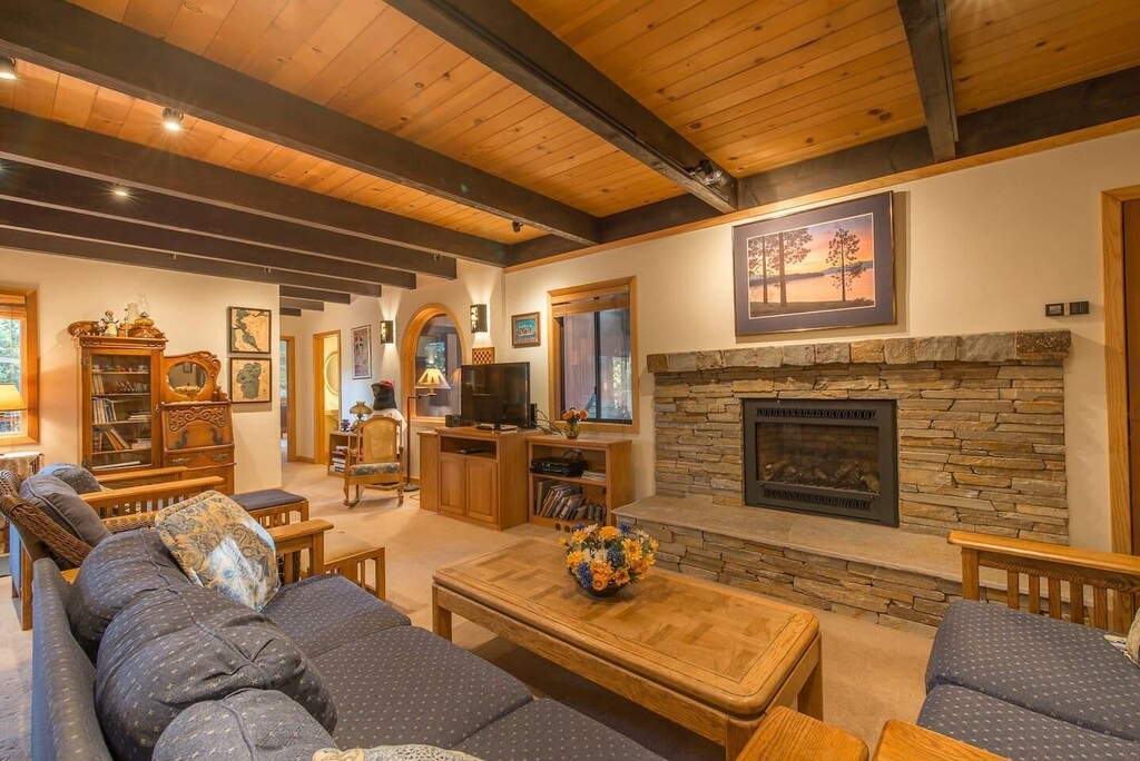 Photo of Livingroom in Homewood