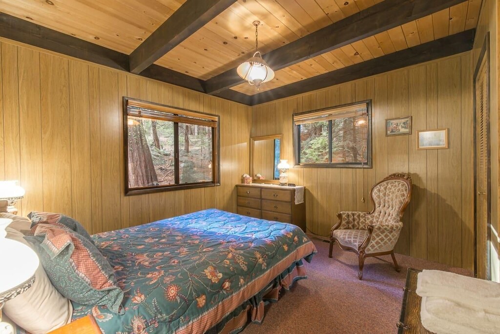 Photo of Bedroom in Homewood