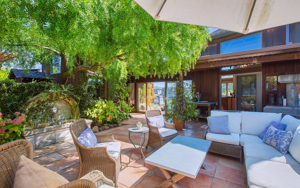 Photo of Patio Balcony in Stinson Beach