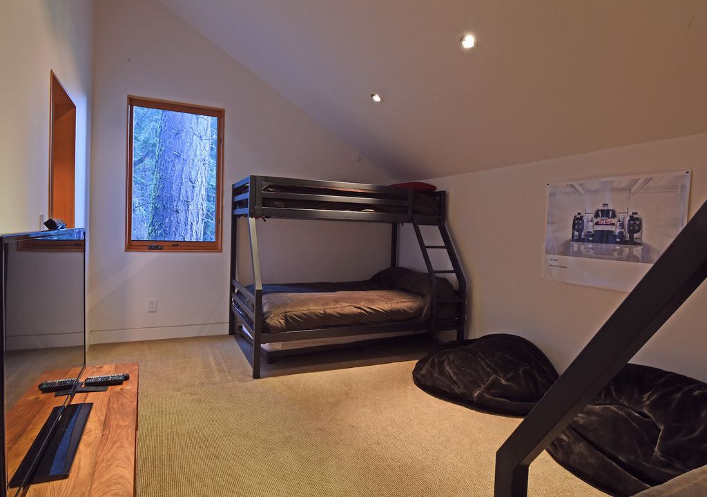 Photo of Livingroom in Homewood