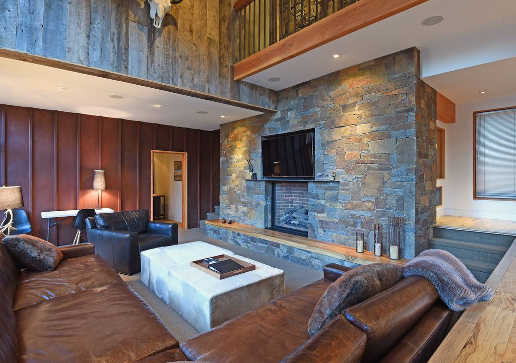 Photo of Livingroom in Homewood