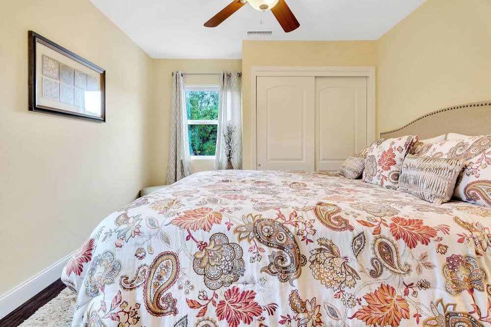 Photo of Bedroom in Paso Robles