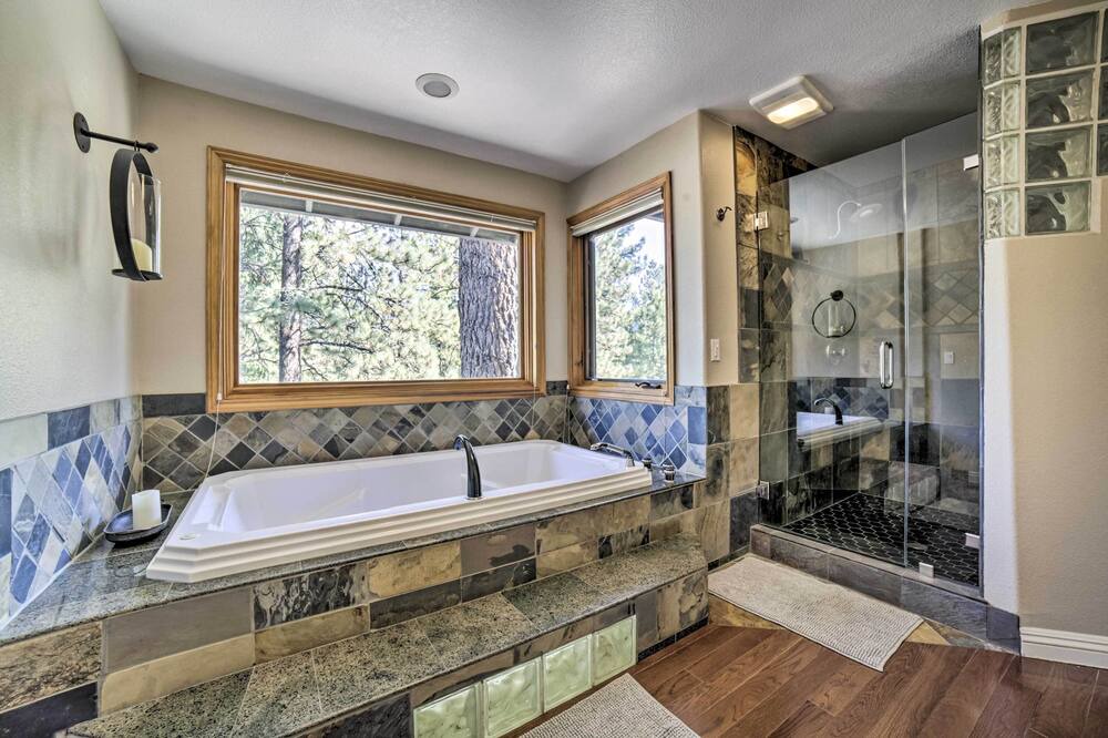 Photo of Bathroom in Galena Forest Estates