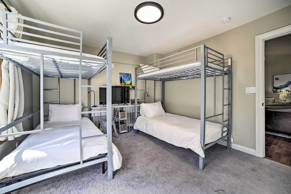 Photo of Bedroom in Galena Forest Estates